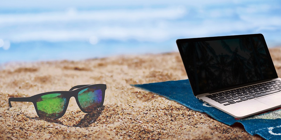 beach laptop work travel