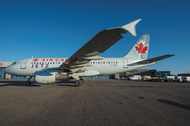 Air Canada Airbus A319 Jetz