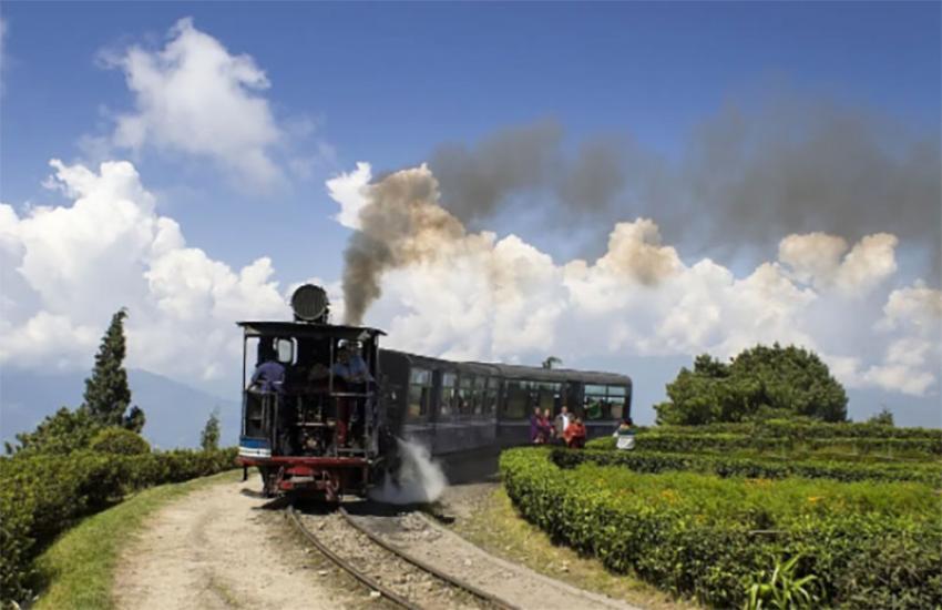 Darjeeling toy train