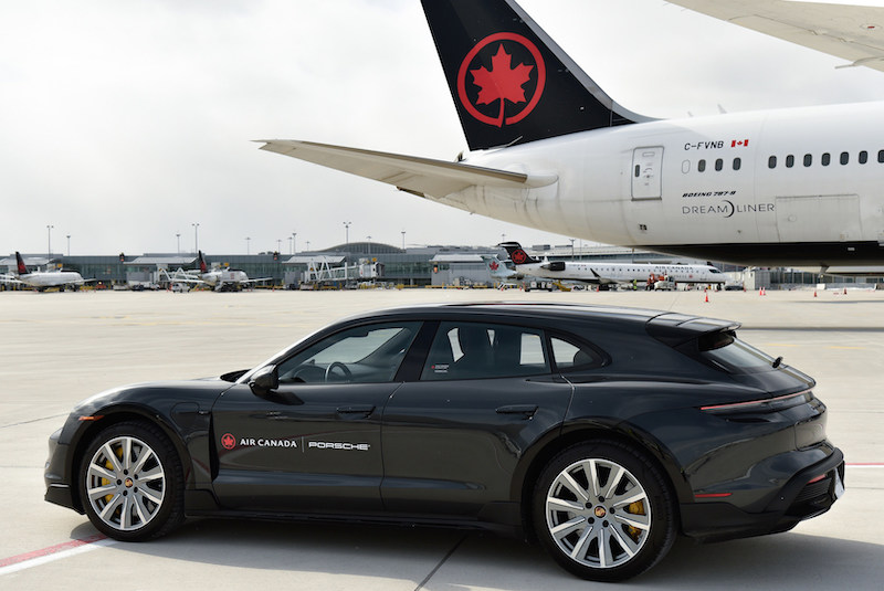 Air Canada Porsche